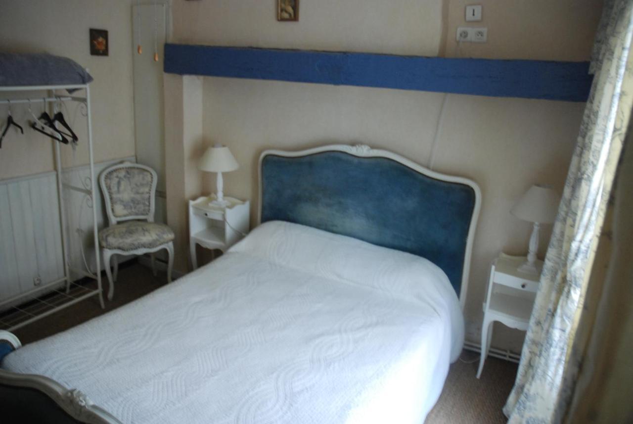 Les Fleurs Bed and Breakfast Monpazier Esterno foto